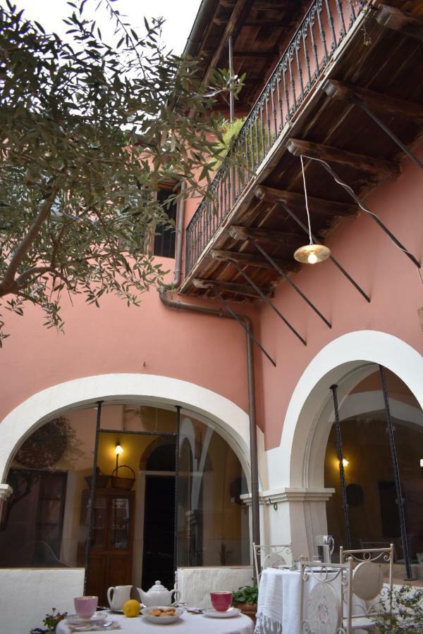 Casa Camboni-Dimora Storica Bed & Breakfast San Vito  Esterno foto